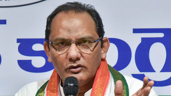 Md. Azharuddin Car Crashed: पूर्व क्रिकेटर मोहम्मद अजहरूद्दीन की कार हुई क्रैश, बाल-बाल बचे