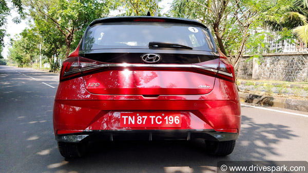 Hyundai i20 Booking Milestone: नई हुंडई आई20 की बुकिंग 25,000 के पार, शानदार चल रही बिक्री