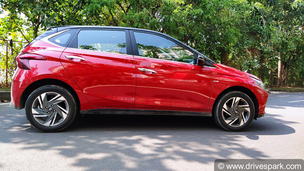 Hyundai i20 Booking Milestone: नई हुंडई आई20 की बुकिंग 25,000 के पार, शानदार चल रही बिक्री