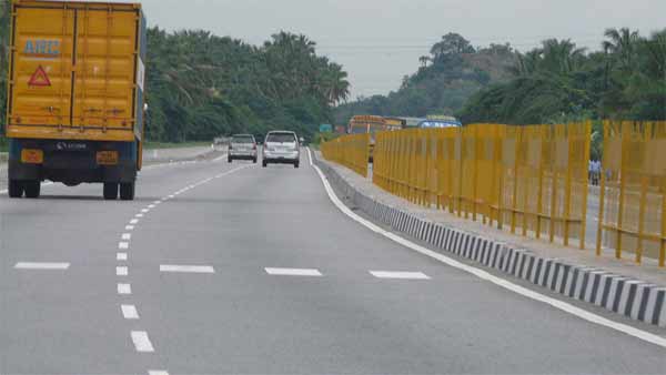Green Highway Corridor: ग्रीन हाईवे कॉरिडोर प्रोजेक्ट के लिए वर्ल्ड बैंक से मिली सहायता, जानें