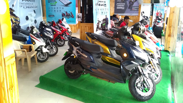 Okinawa Scooter Launch Plans: ओकिनावा अगले साल लाॅन्च करेगी 4 नए इलेक्ट्रिक वाहन, जानें