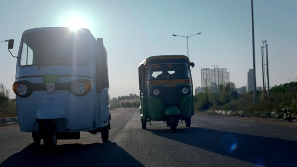 Three Wheeler Sales Nov 2020: नवंबर 2020 में बिके 24,185 तिपहिया वाहन, बजाज बनी टाॅप सेलर