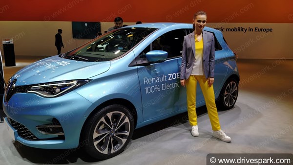Renault Zoe EV Spied Testing: रेनॉल्ट जोई ईवी टेस्टिंग के दौरान दिखी, जानें क्या हैं फीचर्स