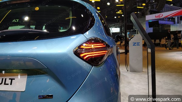 Renault Zoe EV Spied Testing: रेनॉल्ट जोई ईवी टेस्टिंग के दौरान दिखी, जानें क्या हैं फीचर्स