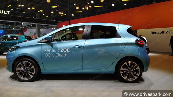 Renault Zoe EV Spied Testing: रेनॉल्ट जोई ईवी टेस्टिंग के दौरान दिखी, जानें क्या हैं फीचर्स
