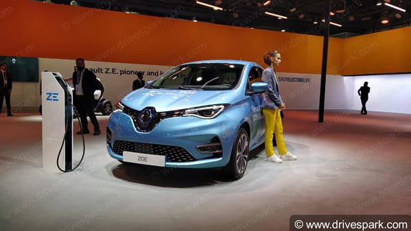 Renault Zoe EV Spied Testing: रेनॉल्ट जोई ईवी टेस्टिंग के दौरान दिखी, जानें क्या हैं फीचर्स