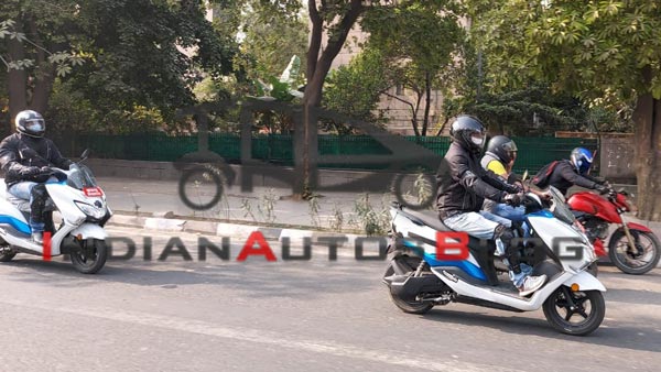 Suzuki Burgman Electric Spied: सुजुकी बर्गमैन इलेक्ट्रिक टेस्टिंग करते आई नजर, चेतक को देगी टक्कर