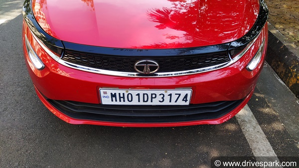 Tata Altroz BS6 Diesel Review: टाटा अल्ट्रोज बीएस6 डीजल रिव्यू: ड्राइविंग अनुभव, परफॉर्मेंस, माइलेज, हैंडलिंग, फीचर्स