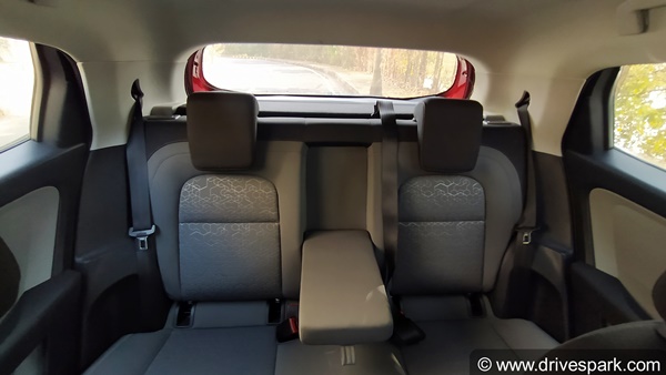 Tata Altroz BS6 Diesel Review: टाटा अल्ट्रोज बीएस6 डीजल रिव्यू: ड्राइविंग अनुभव, परफॉर्मेंस, माइलेज, हैंडलिंग, फीचर्स
