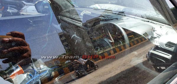 Tata HBX Interior Spied: टाटा एचबीएक्स टेस्टिंग करते आई नजर, इंटीरियर का हुआ खुलासा