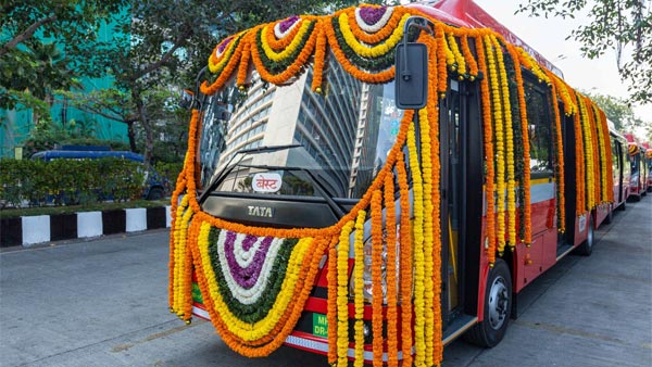 Tata Delivers Electric Buses: टाटा ने बेस्ट को डिलीवर की 26 इलेक्ट्रिक बस, मिलेगी यह सुविधा