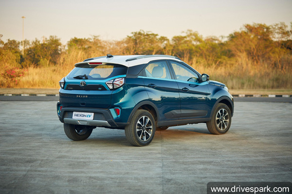 Electric Vehicles Sales Improved: 2020 ऑटो स्टोरीज: इस साल इलेक्ट्रिक वाहनों का बढ़ रहा ट्रेंड, बढ़ी बिक्री