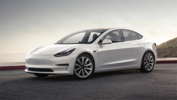 Tesla Model 3 India Launch: टेस्ला भारत में इस साल जून तक लॉन्च करेगी अपनी इलेक्ट्रिक कार, अगले महीने शुरू होगी बुकिंग