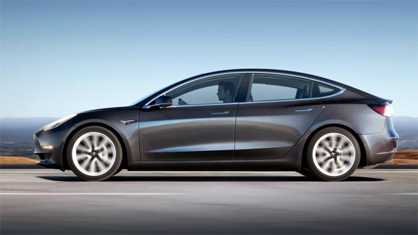 Tesla Model 3 India Launch: टेस्ला भारत में इस साल जून तक लॉन्च करेगी अपनी इलेक्ट्रिक कार, अगले महीने शुरू होगी बुकिंग