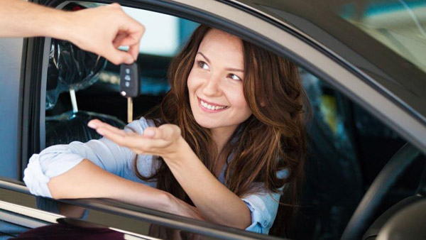 Uninsured Vehicles In India: देश में 57% वाहनों का नहीं है कोई इंश्योरेंस, स्थिति चिंताजनक