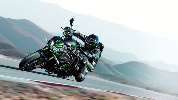 Kawasaki ZH2 Bikes Launched: कावासाकी ने जेडएच2 और जेडएच2 एसई को किया लाॅन्च, जानें फीचर्स