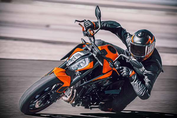 KTM 890 Duke Unveiled: नई केटीएम 890 ड्यूक का हुआ खुलासा, जानें क्या हैं फीचर्स