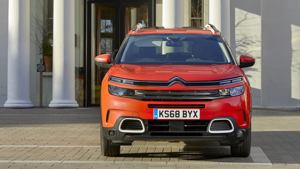 Citroen C5 Aircross Spied: सिट्रोन सी5 एयरक्रॉस नए डुअल टोन अवतार में टेस्ट करते आई नजर, अगले महीने किया जाएगा पेश