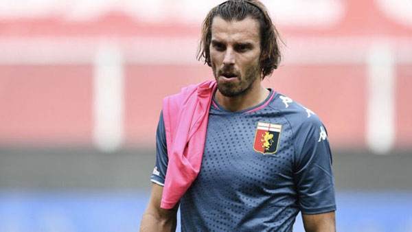 Footballer’s Ferrari Crashed: फुटबाॅलर की करोड़ों की फरारी को सर्विस मैन ने बना दिया कबाड़