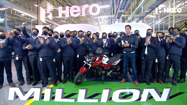 Hero Motocorp 100 Million Milestone: हीरो मोटोकॉर्प ने पार किया 100 मिलियन उत्पादन का आकड़ा, जानें कैसा छुआ यह मुकाम