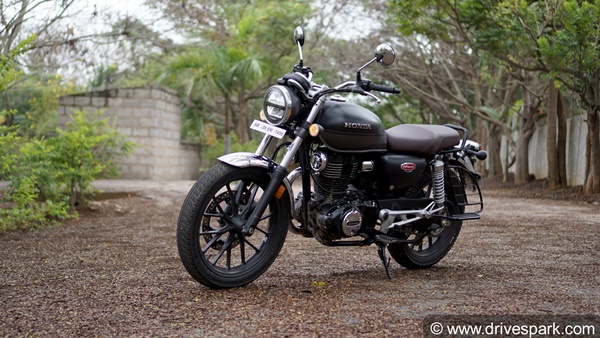Honda H’ness CB350 Review (First Ride): होंडा हाईनेस सीबी 350: परफोर्मेंस, माइलेज, फीचर्स, कीमत, प्रतिस्पर्धी, वैरिएंट जानकारी