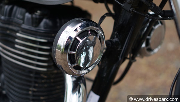 Honda H’ness CB350 Review (First Ride): होंडा हाईनेस सीबी 350: परफोर्मेंस, माइलेज, फीचर्स, कीमत, प्रतिस्पर्धी, वैरिएंट जानकारी