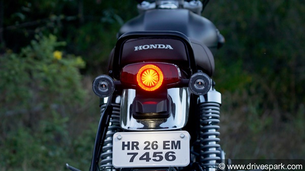 Honda H’ness CB350 Review (First Ride): होंडा हाईनेस सीबी 350: परफोर्मेंस, माइलेज, फीचर्स, कीमत, प्रतिस्पर्धी, वैरिएंट जानकारी