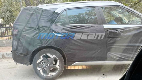 Hyundai Creta 7-Seater Spied: हुंडई क्रेटा 7-सीटर टेस्टिंग करते आई नजर, मिली नई जानकारी