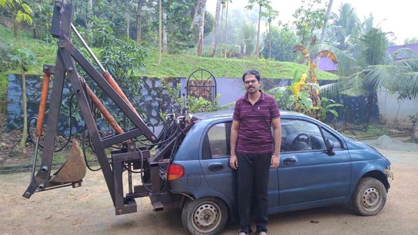 इसरो के इंजीनियर ने 22 साल पुरानी कार को बना दिया खुदाई मशीन, कर रही है लोगों का काम आसान