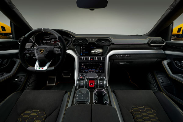 Lamborghini Urus Waiting Period: लेम्बोर्गिनी उरुस के लिए करना होगा 8 महीनों का इंतजार, जानें