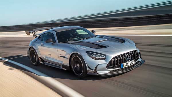 Mercedes-Benz India Car Sales 2020: मर्सिडीज-बेंज ने पिछले साल बेंची 7,893 कारें, बिक्री 42.75% घटी