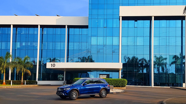 2021 Mercedes GLC Launched: नई मर्सिडीज जीएलसी भारत में 57.70 लाख रुपये की कीमत पर हुई लॉन्च, मिला यह खास फीचर