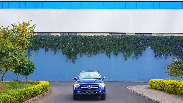 2021 Mercedes GLC Launched: नई मर्सिडीज जीएलसी भारत में 57.70 लाख रुपये की कीमत पर हुई लॉन्च, मिला यह खास फीचर