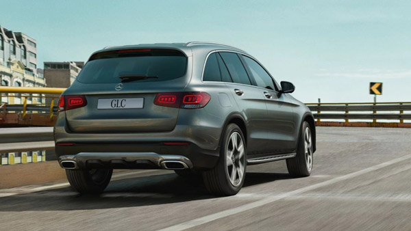 2021 Mercedes GLC Launched: नई मर्सिडीज जीएलसी भारत में 57.70 लाख रुपये की कीमत पर हुई लॉन्च, मिला यह खास फीचर