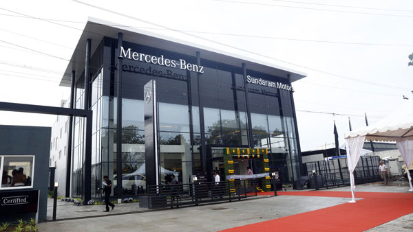 Mercedes-Benz India Car Sales 2020: मर्सिडीज-बेंज ने पिछले साल बेंची 7,893 कारें, बिक्री 42.75% घटी