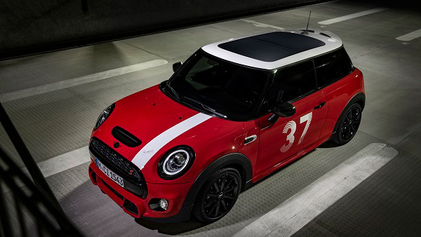 Mini Paddy Hopkirk Edition Launched: मिनी पैडी होपकर्क एडिशन हुआ लाॅन्च, कीमत 41.70 लाख रुपये