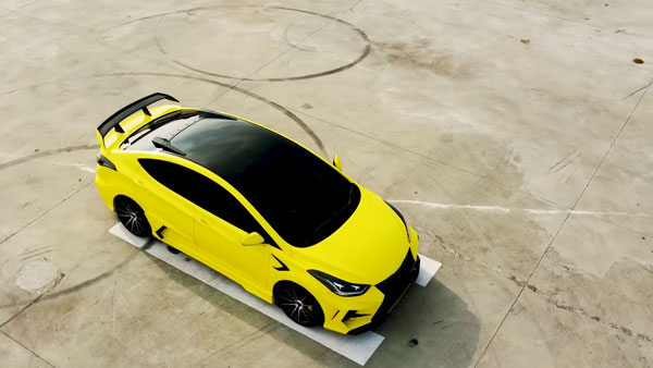Hyundai Elantra Modification: इस हुंडई एलांट्रा कार से नहीं हटा पाएंगे नजरें, देखें