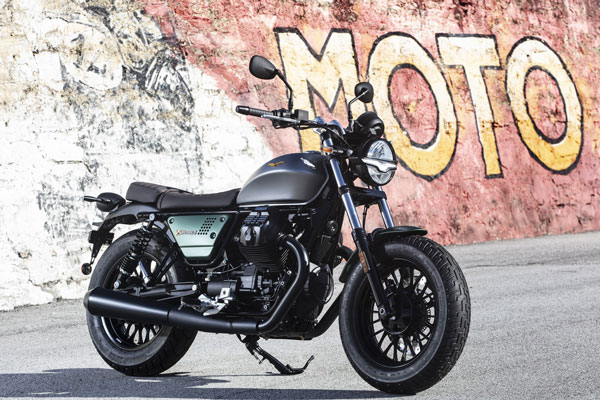 Moto Guzzi Celebrates 100-Year Anniversary: मोटो गुजी के 100 साल हुए पूरे, पेश किए स्पेशल एडिशन