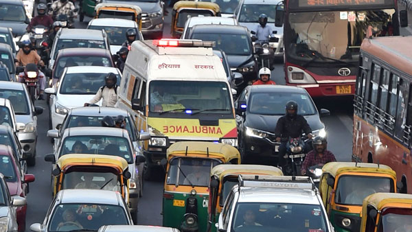 Survey On Car Drivers: 95% कार चालक ट्रैफिक नियमों से हैं अनजान, सर्वे में हुआ खुलासा