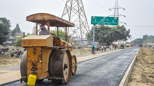 NHAI To Ban Contractors For Poor Roads: खराब सड़क बनाने वाले ठेकेदारों को सरकार करेगी बैन