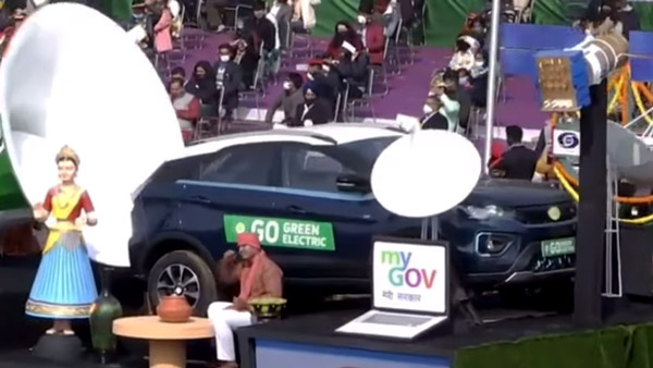 Tata Nexon EV In Republic Day Parade: गणतंत्र दिवस परेड का हिस्सा बनी टाटा नेक्सन ईवी, जानें वजह