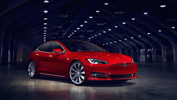 Tesla Model S: टेस्ला माॅडल एस होगी भारत की सबसे दमदार इलेक्ट्रिक कार, जानें क्या हैं खूबियां