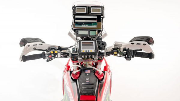 Dakar Rally Bike Details: डकार रैली की बाइक्स क्यों है इतनी खास, कभी नहीं होती है पंचर