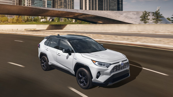 Toyota-Maruti Planning For Small Car: टोयोटा व मारुति भारत में लॉन्च कर सकते हैं एक छोटी कार
