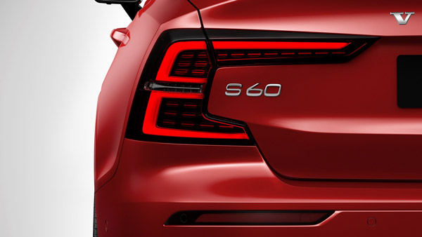 New Volvo S60 Launched: न्यू जनरेशन वोल्वो एस60 भारत में हुई लाॅन्च, कीमत 45.90 लाख रुपये