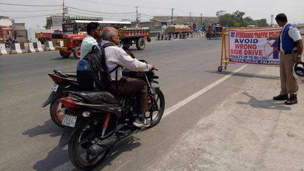 Wrong Side Driving: गलत साइड में ड्राइविंग करने पर गुरुग्राम पुलिस रद्द करेगी लाइसेंस
