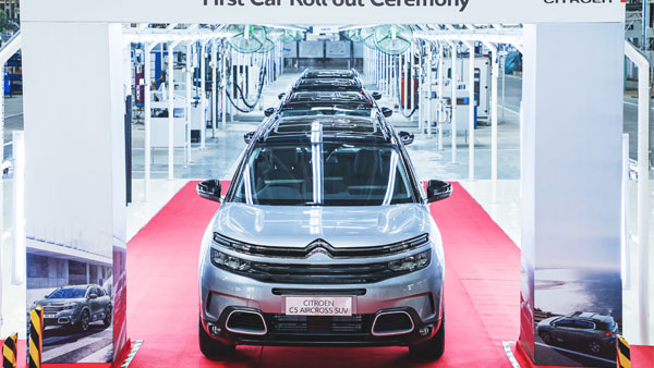 Top Car News Of The Week: टॉप कार न्यूज: नई टाटा सफारी, रेनॉल्ट काइगर, जीप कम्पास फेसलिफ्ट
