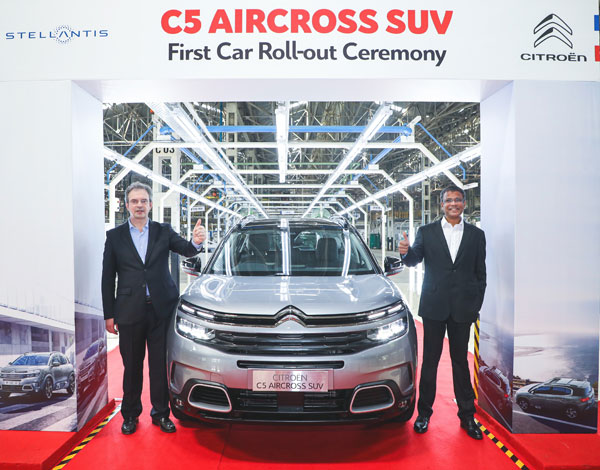 Top Car News Of The Week: टॉप कार न्यूज: नई टाटा सफारी, रेनॉल्ट काइगर, जीप कम्पास फेसलिफ्ट