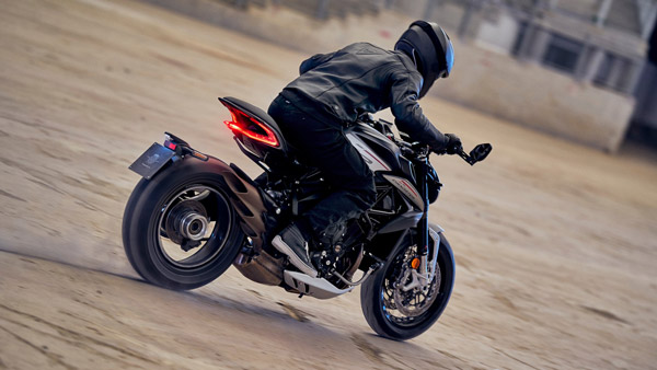2021 MV Agusta Brutale & Dragster 800: नई एमवी अगस्ता ब्रूटेल व ड्रैगस्टर 800 का हुआ खुलासा, जानें