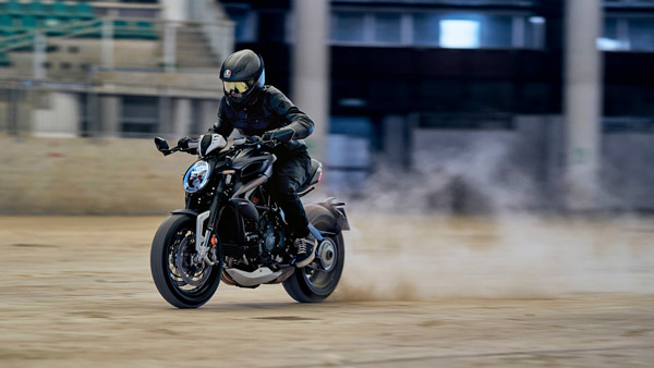 2021 MV Agusta Brutale & Dragster 800: नई एमवी अगस्ता ब्रूटेल व ड्रैगस्टर 800 का हुआ खुलासा, जानें